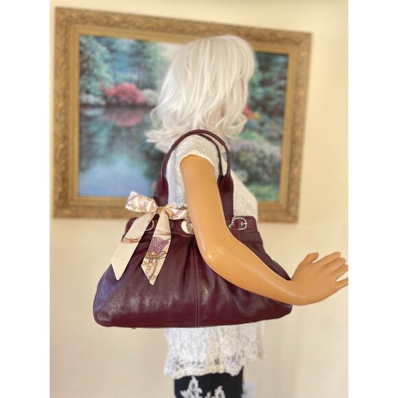 COACH Mia/garnet plum Pleated Leather Carryall Shoulder Bag 13914 - Picture 4 of 11